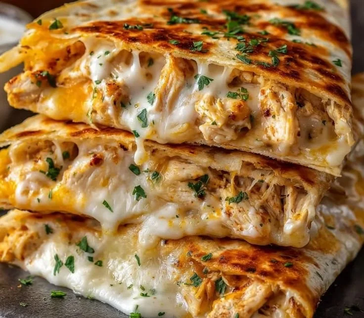 Cheesy Garlic Chicken Wraps